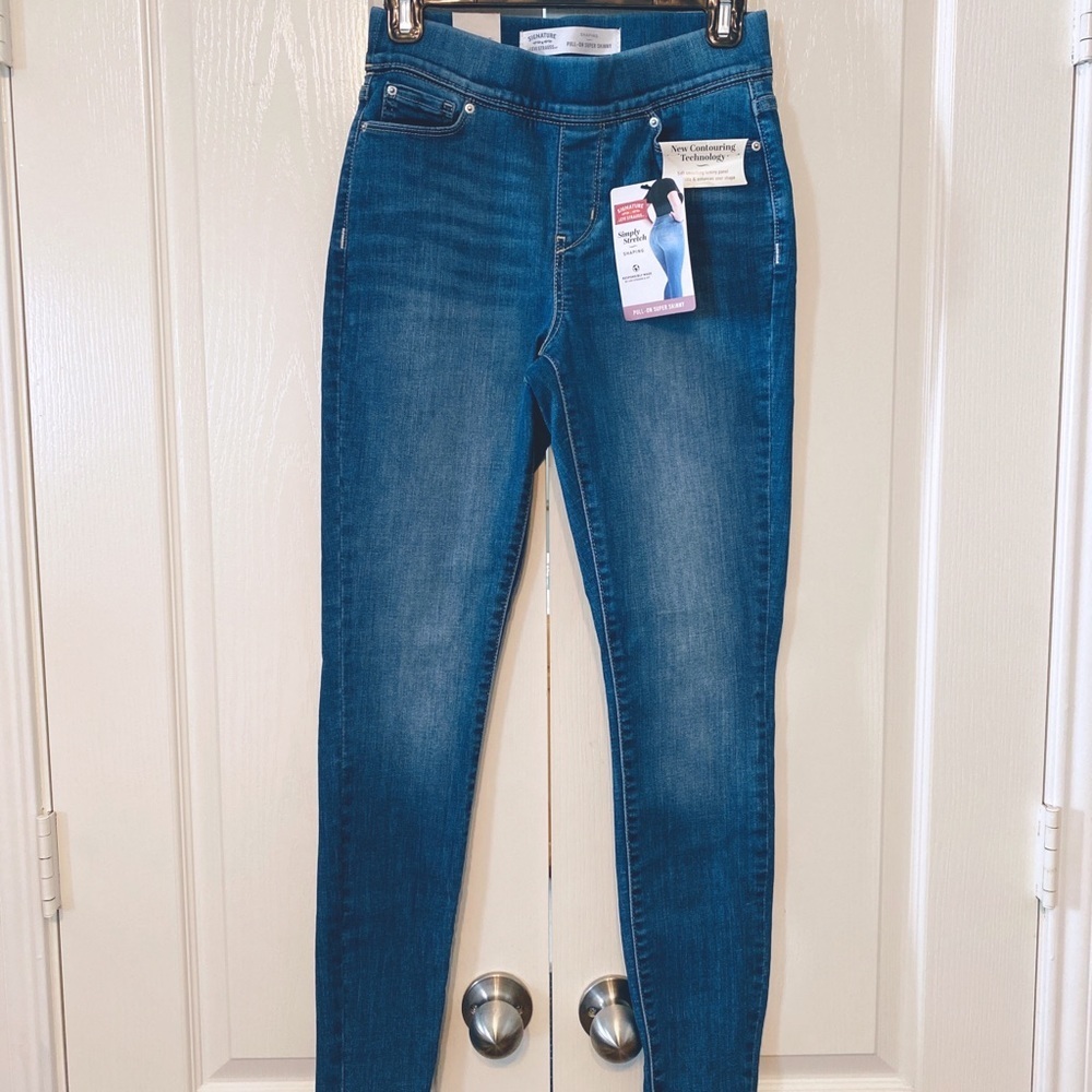 Signature by Levi Strauss Simply Stretch Pull on Super Skinny Jeans Size 2 W 26